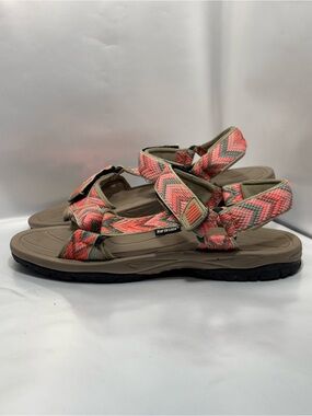 Northside Torrence Sport Women's Size 8 Pink Corral/Grey Hiking Outdoor Sandals